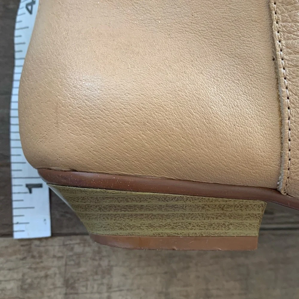 Chinesee Laundry tan cowboy boots - Picture 9 of 10